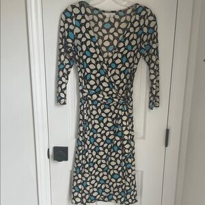 London Times Wrap MIDI Dress in Black, Cream & Teal Size 4 | 3/4 sleeves
